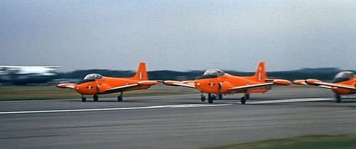 AVION DA FCSY.jpg