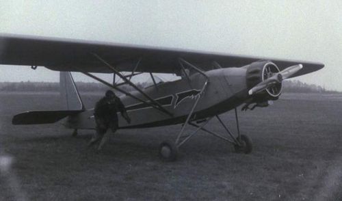 AVION LABAN.JPG