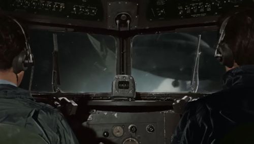 Earth vs cockpit.jpg