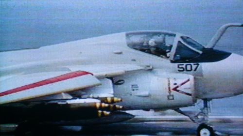 Nimitz A-6E CIMG5355.jpg