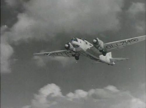 VideoScreenshot--AuxYeuxduSouvenir-1948-2’11”.jpg