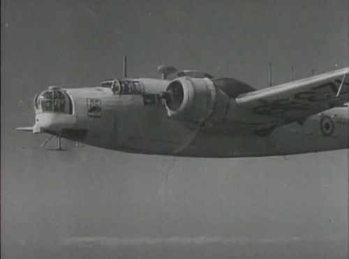 VideoScreenshot--AuxYeuxduSouvenir-1948-2’29”.jpg