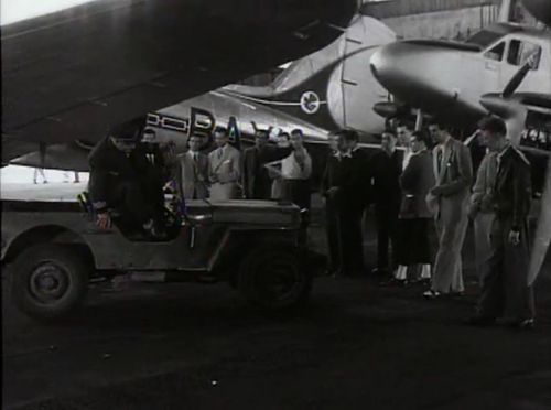 VideoScreenshot--AuxYeuxduSouvenir-1948-44’03”.jpg